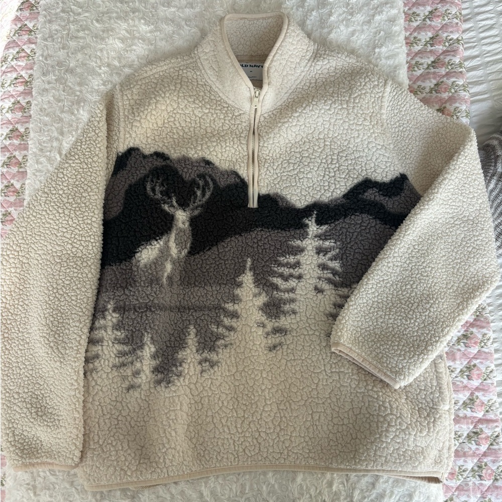Old navy unisex fleece sweater